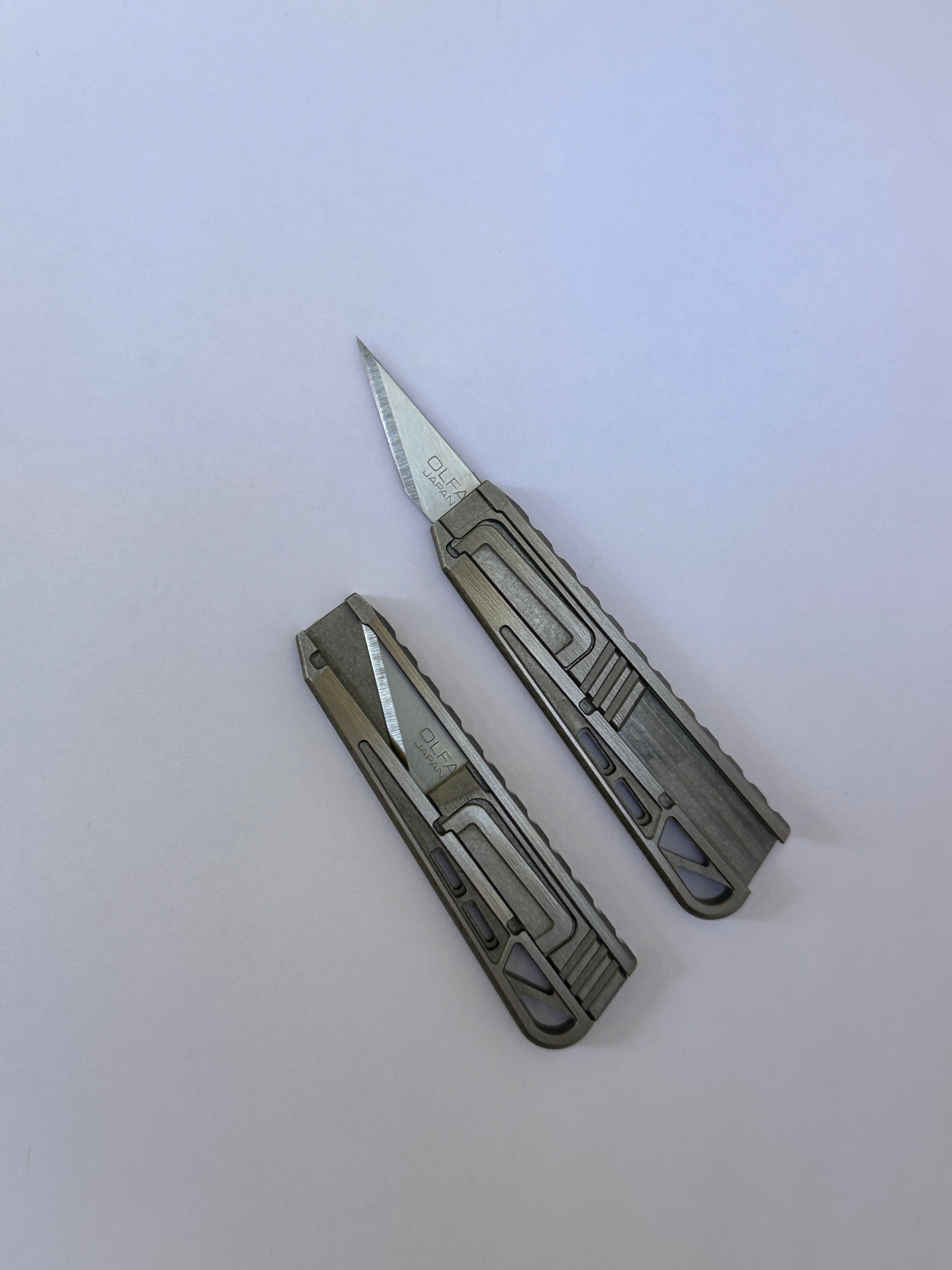 ALIEN SCALPEL - Ti and Ultem