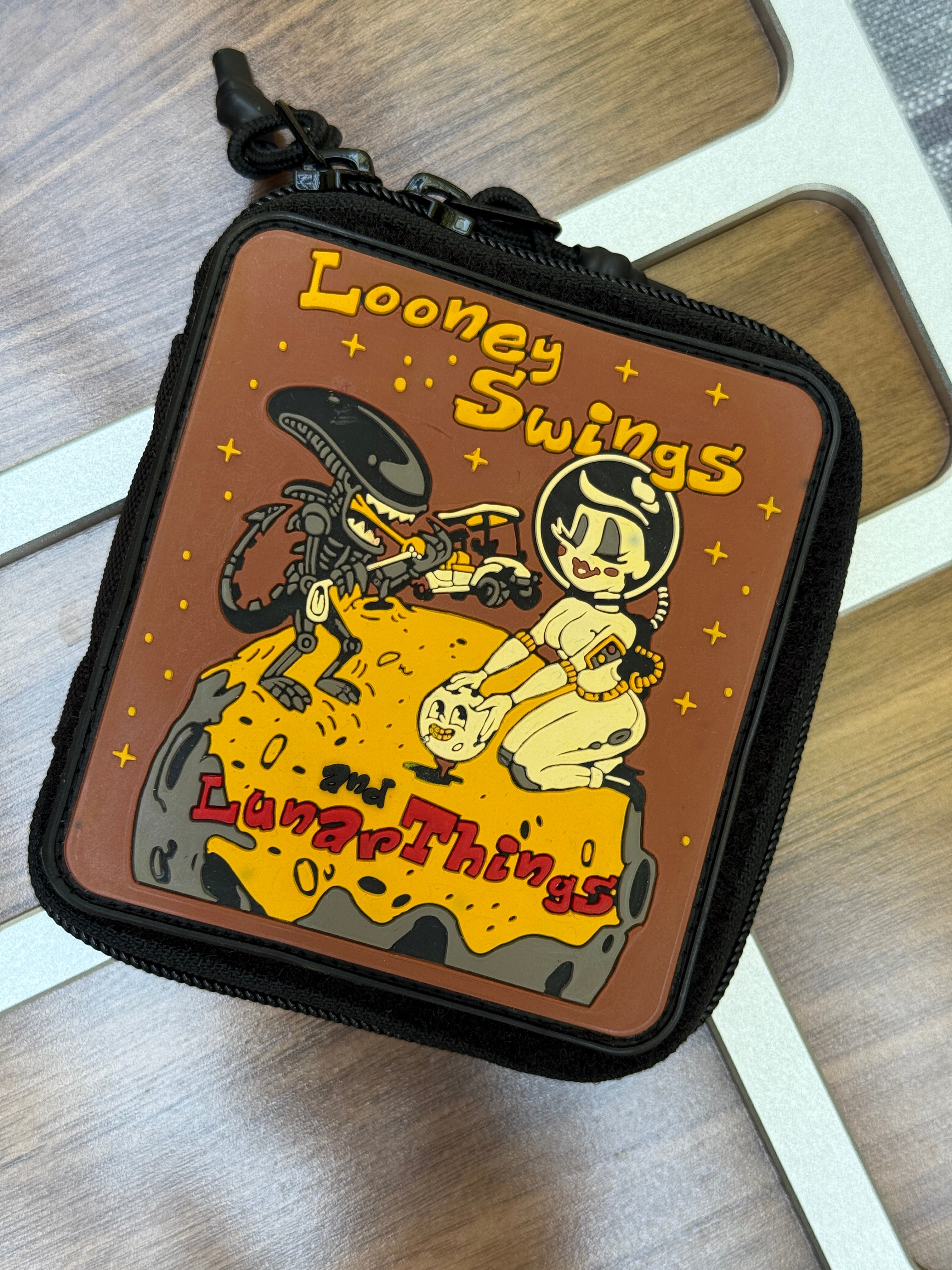 Satin Pen Case and Pen - Felix the Cat (Glow) and Rocket Girl Looney Swings